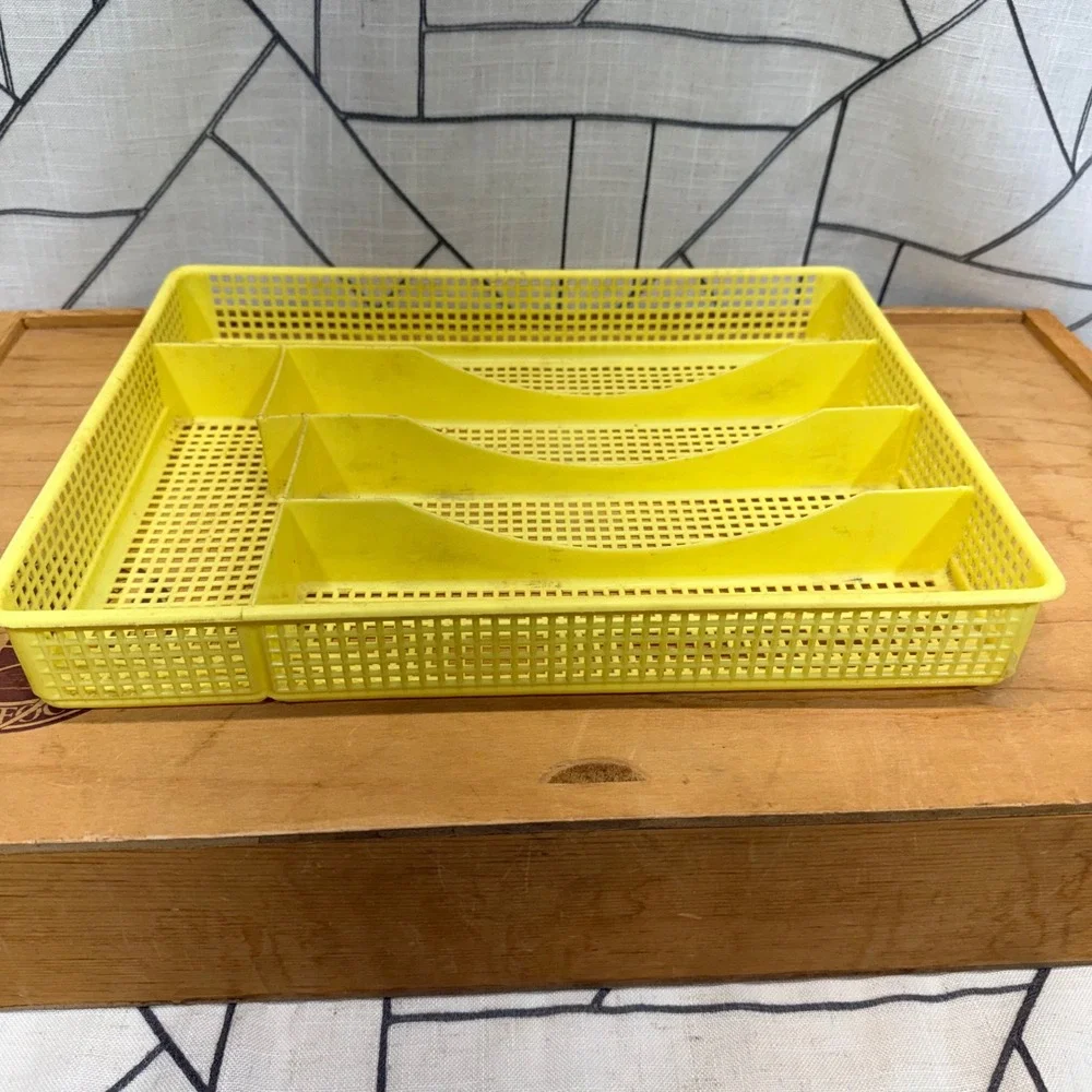 Vintage Yellow Plastic Mesh Silverware Drawer Organizer 5 Compartment Tray Retro